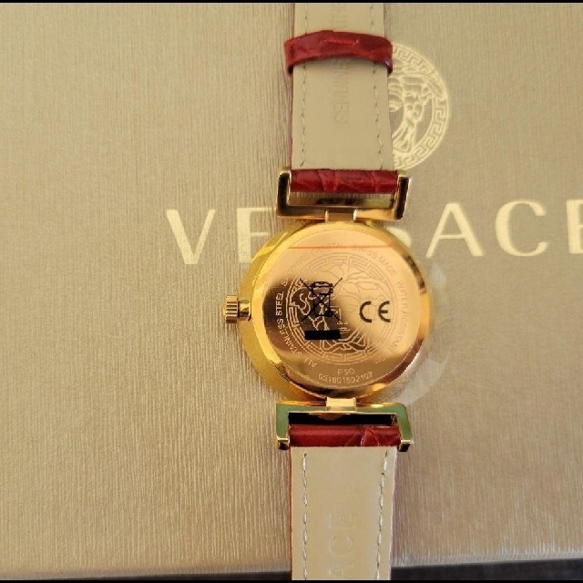 VERSACE(ヴェルサーチ)の【正規新品】ヴェルサーチ　腕時計 レディースのファッション小物(腕時計)の商品写真