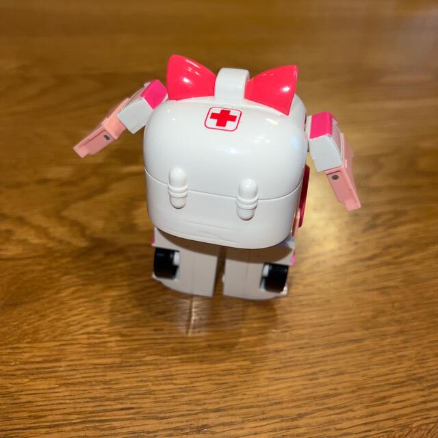 ロボカーポリー　へんしんロボット四体セット エンタメ/ホビーのおもちゃ/ぬいぐるみ(キャラクターグッズ)の商品写真