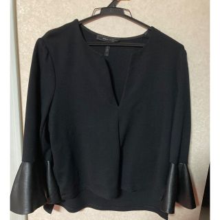 ビーシービージーマックスアズリア(BCBGMAXAZRIA)のBCBG トップス　黒(チュニック)