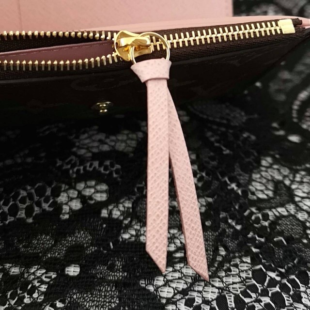 大人女性の LOUIS VUITTON - 新品未使用・ルイヴィトン 長財布 GU ZARA 大人女性の LOUIS VUITTON - 新品未使用・ルイヴィトン 長財布 GU ZARA