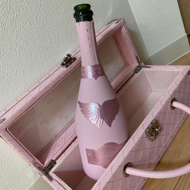 エンジェルシャンパン バレンタインエディション 空瓶 ケース
