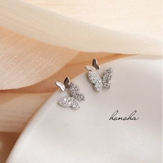 ヨンドシー(4℃)のmicro pave butterflies pierce ◯s925 post(ピアス)