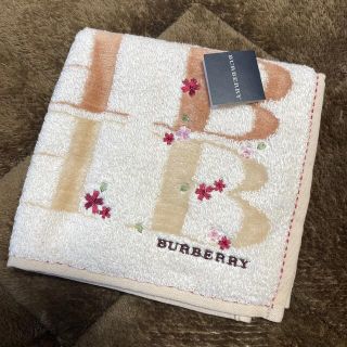 バーバリー(BURBERRY)の⭐️再値下げ⭐️新品⭐️バーバリー　タオルハンカチ(ハンカチ)