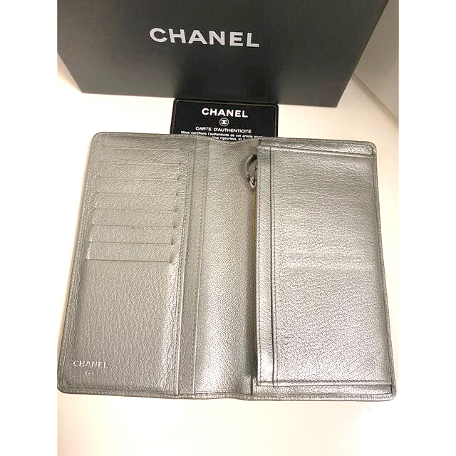 CHANEL(シャネル)の最終値下げ！シャネル　ココマーク　財布　シルバー レディースのファッション小物(財布)の商品写真