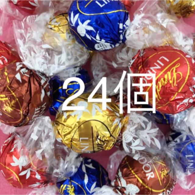 Lindt(リンツ)のリンツリンドールチョコレートゴールドパッケージ　24個 食品/飲料/酒の食品(菓子/デザート)の商品写真