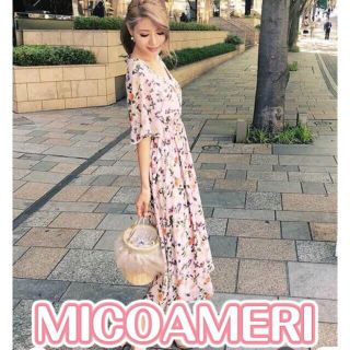 ミシェルマカロン(michellMacaron)のミコアメリ花柄ワンピース⭐︎お値下げ⭐︎(ロングワンピース/マキシワンピース)