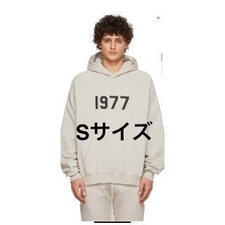 フィアオブゴッド(FEAR OF GOD)のFOG Essentials Hoodie 1977 フーディ ベージュ(パーカー)