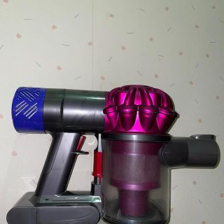 ダイソン(Dyson)の Dyson SV07 バッテリー切　画像の本体のみです(掃除機)