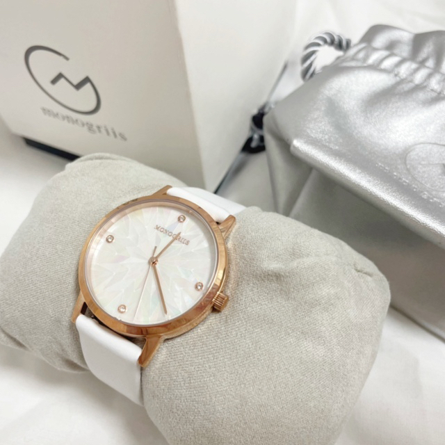 Daniel Wellington(ダニエルウェリントン)の【monogriis】モノグリース　腕時計　白ベルト レディースのファッション小物(腕時計)の商品写真