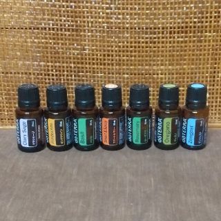 ドテラ(doTERRA)の最終値下げドテラ まとめ売り クラリセージ スマート&サッシー ゼンドクライン等(アロマオイル)