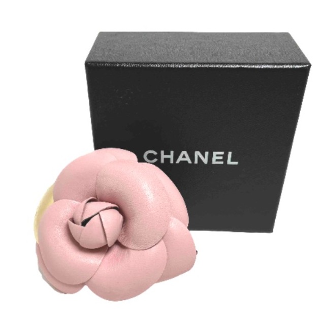 ソフトパープル お値下げ❗️美品❗️CHANEL シャネル ブローチ ピンク