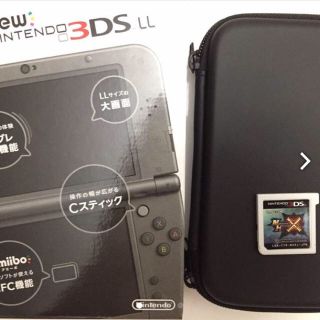 ニンテンドウ(任天堂)の NEWニンテンドー3DS 新品 本体 モンハンクロス アダプタ クリスマス(携帯用ゲーム機本体)