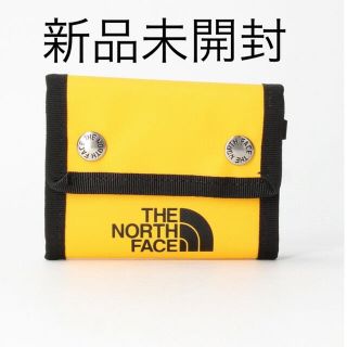 ザノースフェイス(THE NORTH FACE)の新品・未開封　THE NORTH FACE C Dot Wallet イエロー(折り財布)