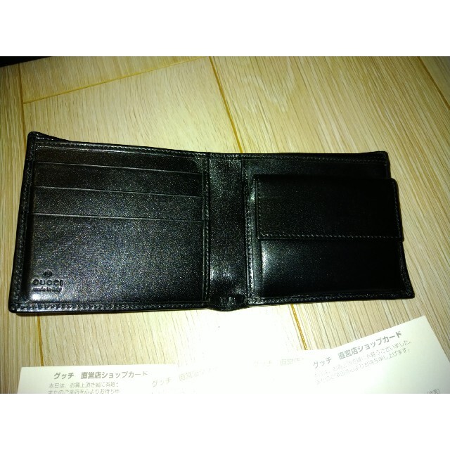 Gucci(グッチ)の【使用期間僅か】GUCCI　二つ折り財布 メンズのファッション小物(折り財布)の商品写真