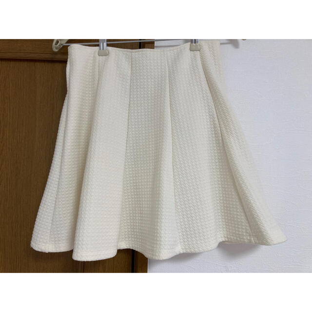 Rope' Picnic(ロペピクニック)のロペピクニック　白色　無地　膝丈　スカート　40サイズ レディースのスカート(ひざ丈スカート)の商品写真