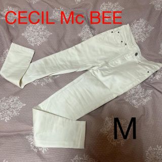 セシルマクビー(CECIL McBEE)の新品未使用♥CECIL Mc BEE カジュアルパンツ ホワイト(カジュアルパンツ)