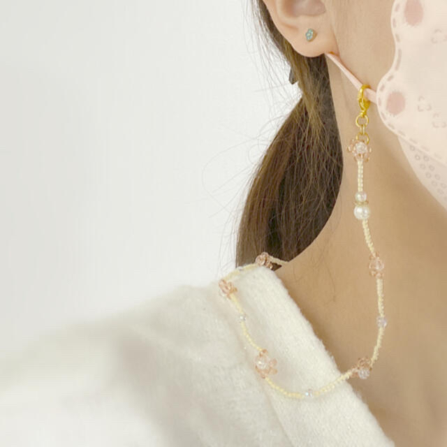 🔸お花ビーズマスクチェーン、マスクストラップ🔸 ハンドメイドのアクセサリー(ネックレス)の商品写真