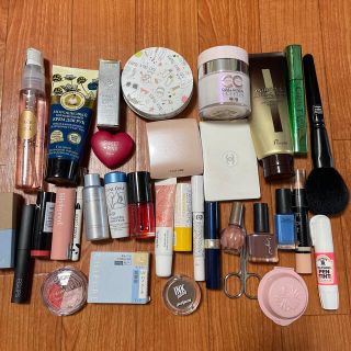 化粧品 コスメ 大量 110点以上 まとめ売りの通販 by citrus|ラクマ