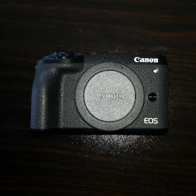 Canon(キヤノン)の(未使用品！)Canon キャノン　EOS M6　Mark2 スマホ/家電/カメラのカメラ(ミラーレス一眼)の商品写真