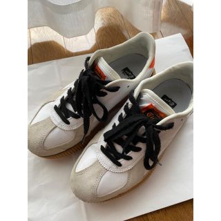 オニツカタイガー delecity デレシティ 24.5 通販の人気商品 ★★専用★★オニツカタイガー デレシティ 24.5センチ スニーカー