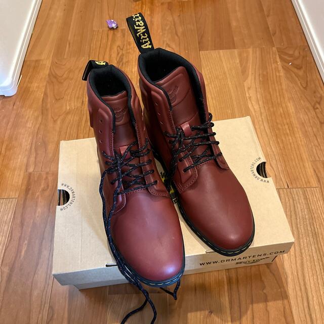 Dr.Martens(ドクターマーチン)の【新品】ドクターマーチン【チェリーレッド】25.0センチ レディースの靴/シューズ(ブーツ)の商品写真