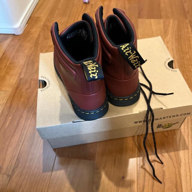 Dr.Martens(ドクターマーチン)の【新品】ドクターマーチン【チェリーレッド】25.0センチ レディースの靴/シューズ(ブーツ)の商品写真