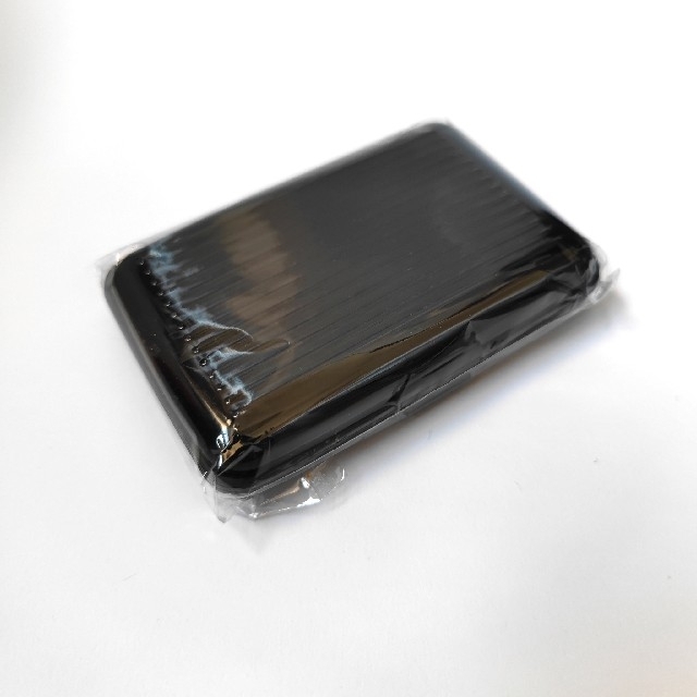 【新品】カードケース　財布　名刺入れ　スキミング防止　ブラック メンズのファッション小物(名刺入れ/定期入れ)の商品写真