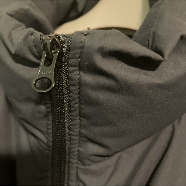無印良品  水を弾く スタンドカラーダウンジャケット  S〜M メンズのジャケット/アウター(ダウンジャケット)の商品写真