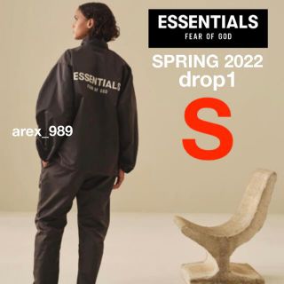 フィアオブゴッド(FEAR OF GOD)のFOG essentials エッセンシャルズ コーチ ジャケット S(ナイロンジャケット)