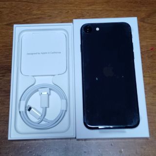 アイフォーン(iPhone)の値下げ2/27購入 iPhoneSE2 64GB Black SIMフリー・機(スマートフォン本体)