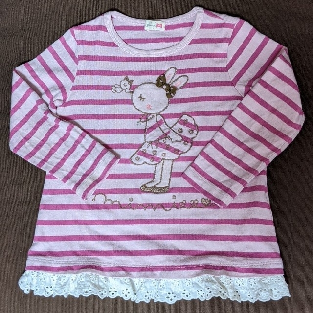 トップス　カットソー　トレーナー　キッズ　女の子 キッズ/ベビー/マタニティのキッズ服女の子用(90cm~)(Tシャツ/カットソー)の商品写真