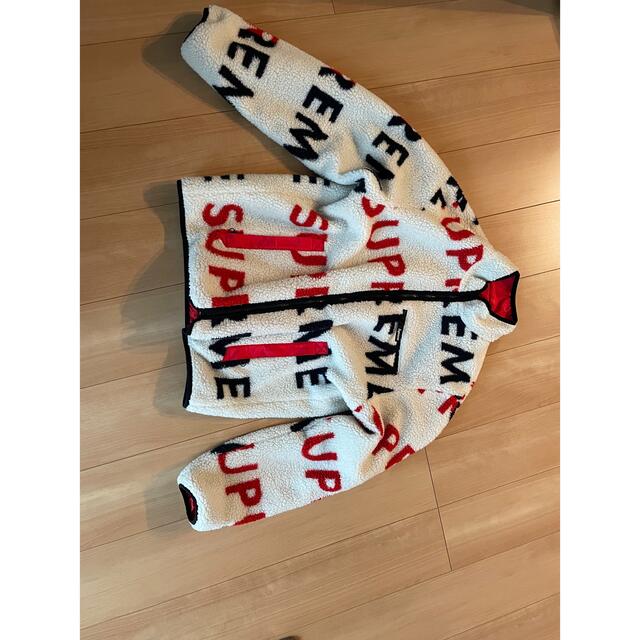 supreme リバーシブル　フリースシュプリーム