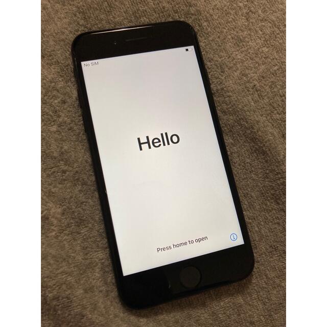 iPhone(アイフォーン)のiPhone 7 Jet Black 128 GB docomo スマホ/家電/カメラのスマートフォン/携帯電話(スマートフォン本体)の商品写真