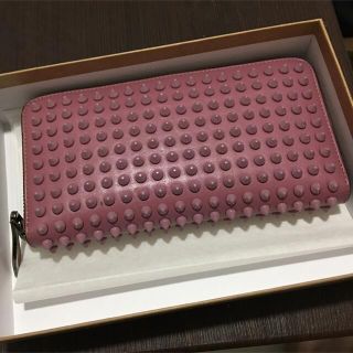 クリスチャンルブタン(Christian Louboutin)の中古　使用感あり　ルブタン  長財布　Christian Louboutin(財布)