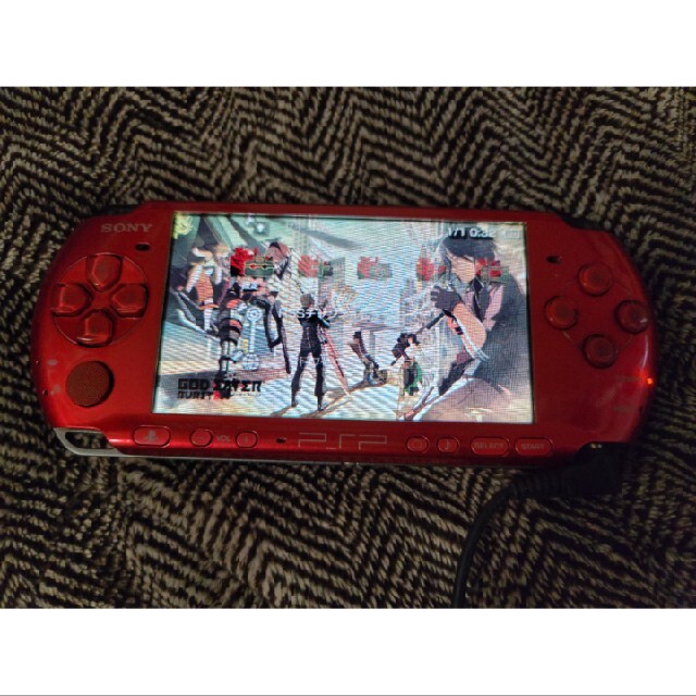 【ワケあり価格】PSP 3000 本体×2台+ソフト4本【メーカー生産終了】