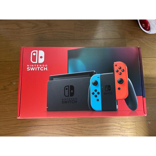 Nintendo Switch 本体　ネオン