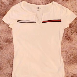 トミーヒルフィガー(TOMMY HILFIGER)のトミーヒルフィガー Tシャツ(Tシャツ(半袖/袖なし))