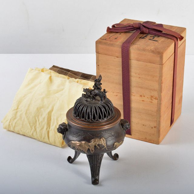 高岡銅器　米田保夫（秀保）作　蝋型鋳銅　馬文　香炉　共箱　M　R4323