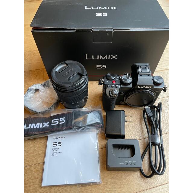 Panasonic Lumix S5 レンズキットのサムネイル