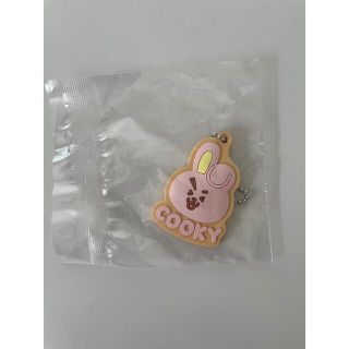 BT21 ファミマ一番くじ　ラバーチャーム　COOKY クッキー(キャラクターグッズ)