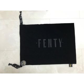 プーマ(PUMA)の美品 FENTY PUMA by Rihanna フェンテイ プーマ ショッパー(ショップ袋)