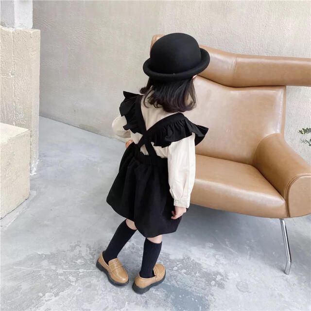 110 ＊ 3点セット ブラウス&フリルサスペンダースカート ブラック キッズ/ベビー/マタニティのキッズ服女の子用(90cm~)(ドレス/フォーマル)の商品写真