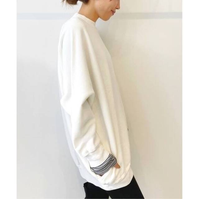 L'Appartement DEUXIEME CLASSE(アパルトモンドゥーズィエムクラス)の最終お値下げ☆新品【REMI RELIEF/レミレリーフ】C/N Sweat レディースのトップス(トレーナー/スウェット)の商品写真