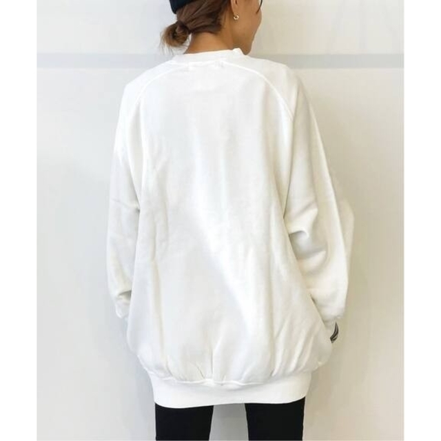 L'Appartement DEUXIEME CLASSE(アパルトモンドゥーズィエムクラス)の最終お値下げ☆新品【REMI RELIEF/レミレリーフ】C/N Sweat レディースのトップス(トレーナー/スウェット)の商品写真