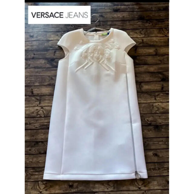 VERSACE(ヴェルサーチ)の＊ヴェルサーチジーンズ＊Versace geans＊イタリー製＊ワンピース＊ レディースのワンピース(ミニワンピース)の商品写真