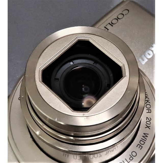 Nikon(ニコン)のNikon 20倍ズームコンデジ　　スマホと繋がるWiFi搭載 スマホ/家電/カメラのカメラ(コンパクトデジタルカメラ)の商品写真