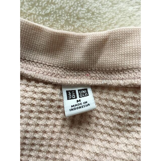 UNIQLO(ユニクロ)のUNIQLO♡ワッフルVネック　　レディース　2着セット　長袖 レディースのトップス(Tシャツ(長袖/七分))の商品写真