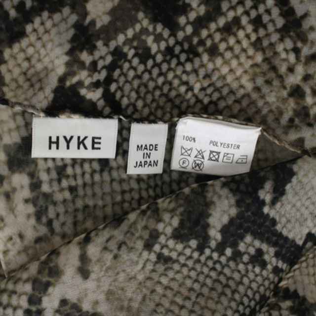 HYKE(ハイク)のハイク スカーフ パイソン柄 べージュ レディースのファッション小物(バンダナ/スカーフ)の商品写真