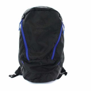 アークテリクス(ARC'TERYX)のアークテリクス マンティス リュックサック デイパック バッグ 黒 青(登山用品)