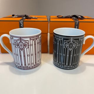 エルメス(Hermes)のエルメス H アッシュデコ マグカップ  ペア　ブラック・ホワイト×レッド(グラス/カップ)